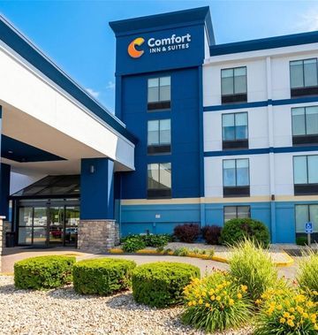 Comfort Inn & Suites Danbury-Bethel