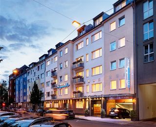 Hotel Imperial Dusseldorf, Sure Coll BW