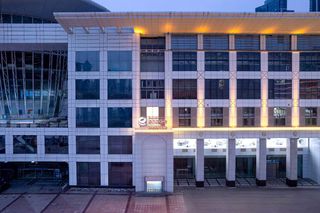 Ramada Encore Wuhan Intl Conf Center