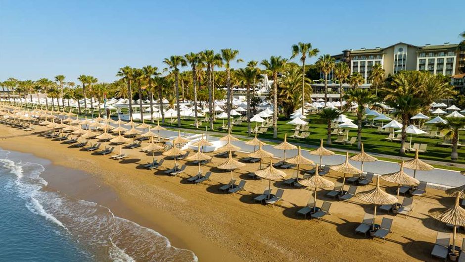 Voyage Sorgun Hotel Beach