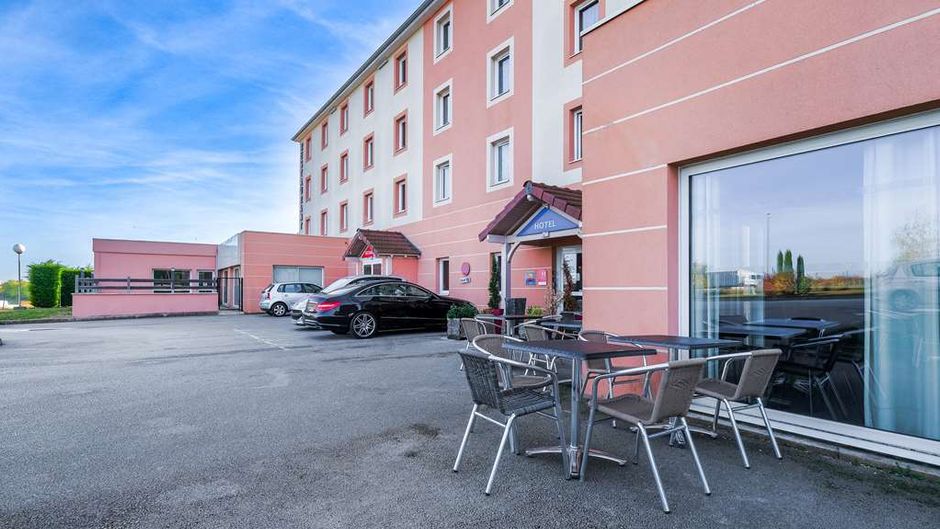 Hotel Kyriad Dijon Sud - Longvic Exterior
