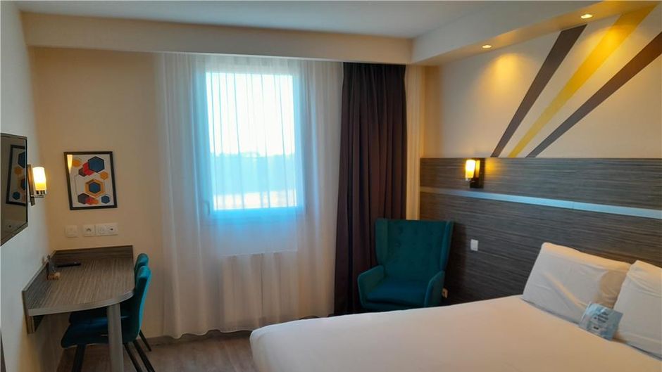 Hotel Kyriad Dijon Sud - Longvic Room