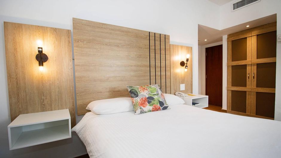Hotel La Compania Room