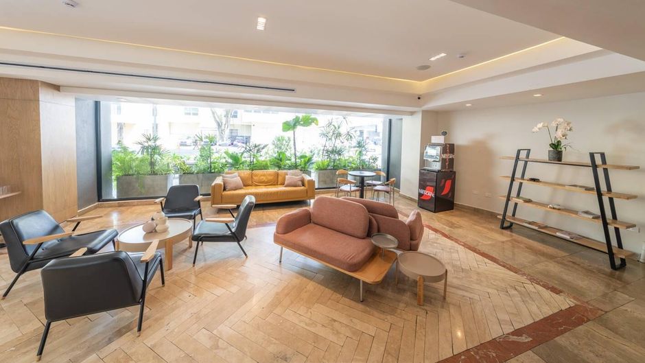 Hotel La Compania Lobby