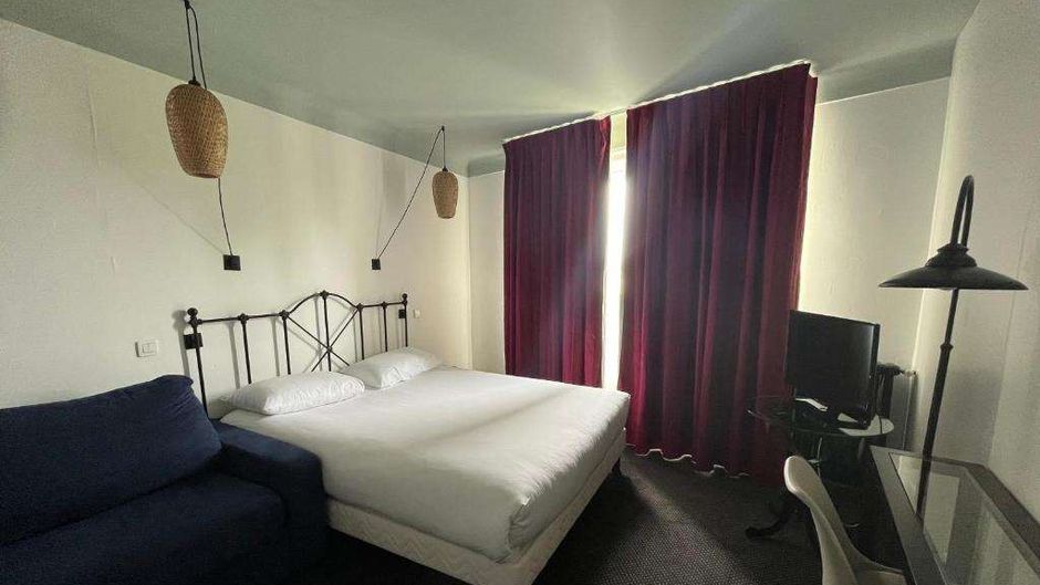 Ibis Styles Niort Centre Grand Hotel Room