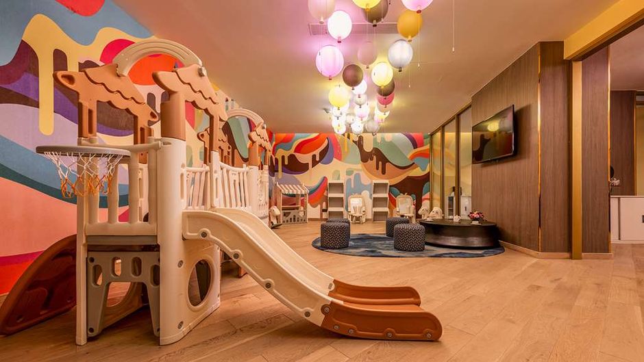 Glee Hotel Recreation