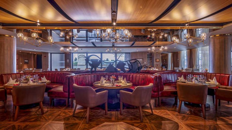 Glee Hotel Restaurant