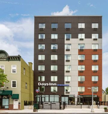 Days Inn by Wyndham Staten Island