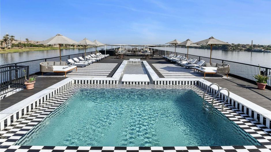 Movenpick Ms Hamees Pool