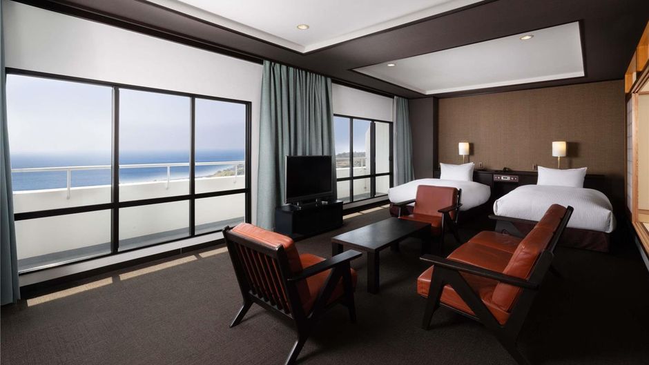 Mercure Kochi Tosa Resort & Spa Suite