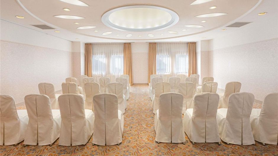 Grand Mercure Okinawa Cape Zanpa Resort Meeting