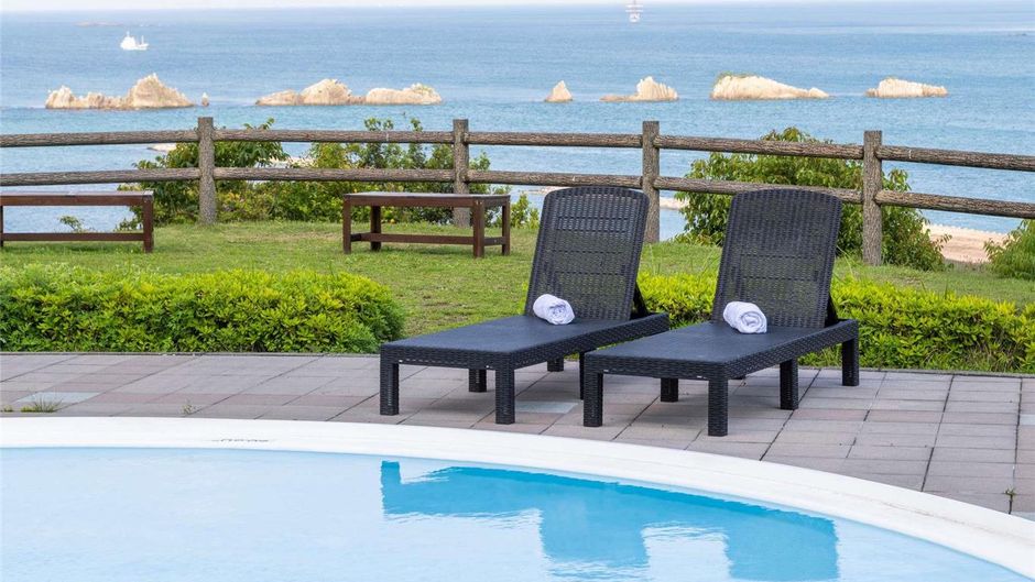 Mercure Wakayama Kushimoto Resort & Spa Pool