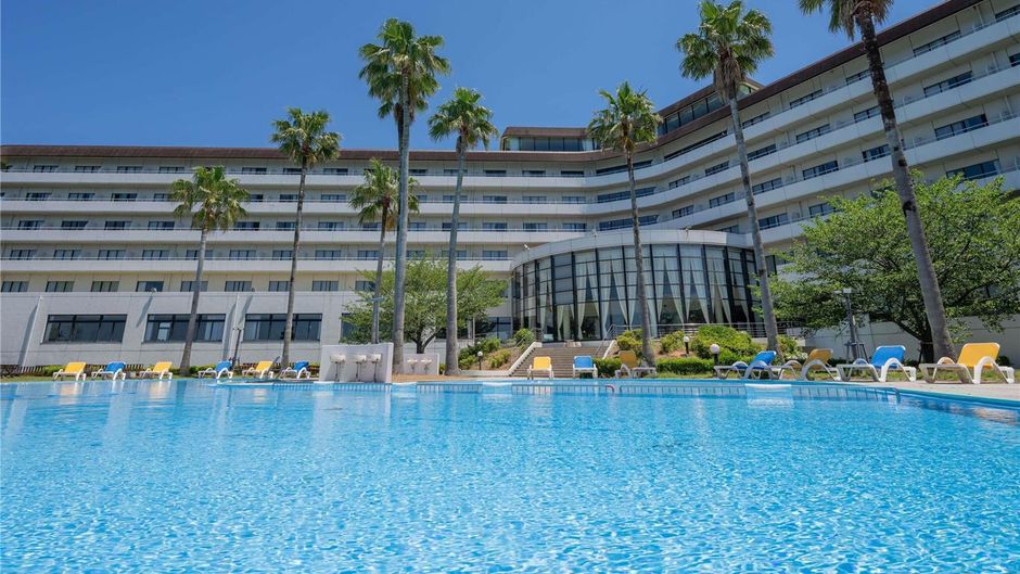 Grand Mercure Awaji Island Resort & Spa Pool