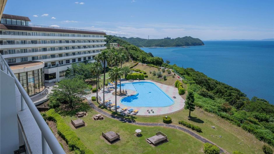 Grand Mercure Awaji Island Resort & Spa Pool