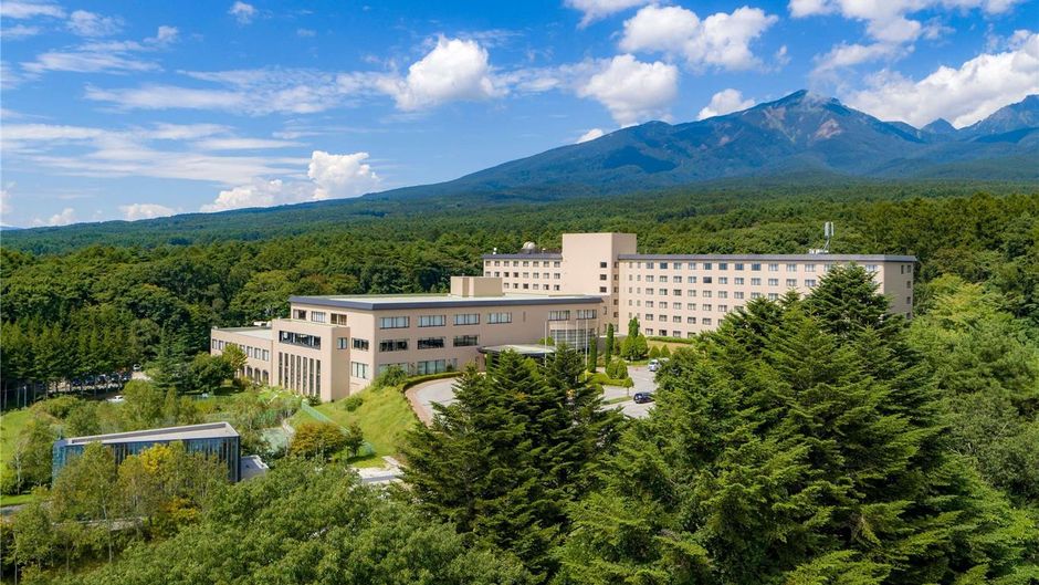 Grand Mercure Yatsugatake Resort & Spa Exterior