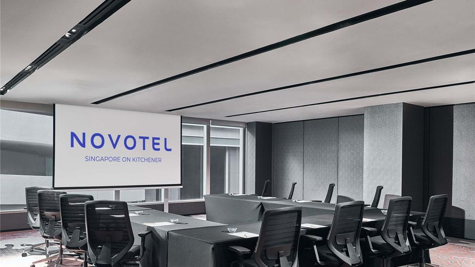 Novotel Singapore on Kitchener Road Meeting