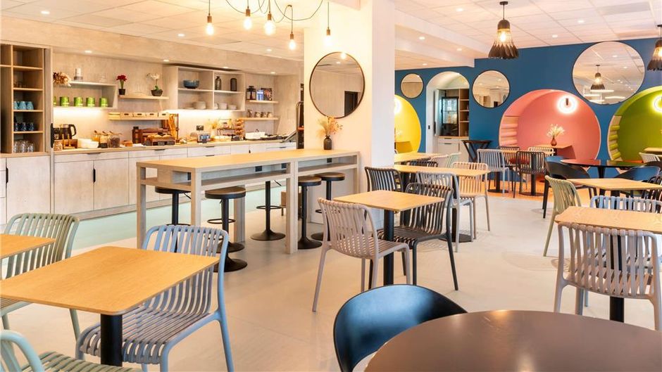 ibis Styles Paris St-Denis Pleyel Exterior