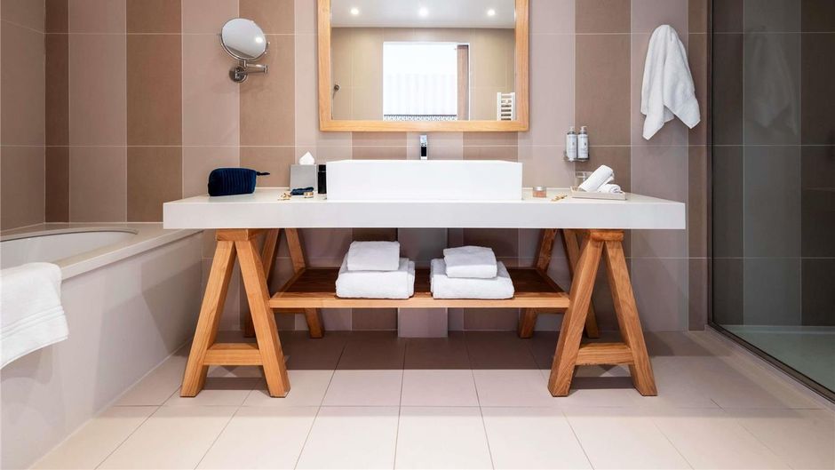 Mercure Maintenon Room