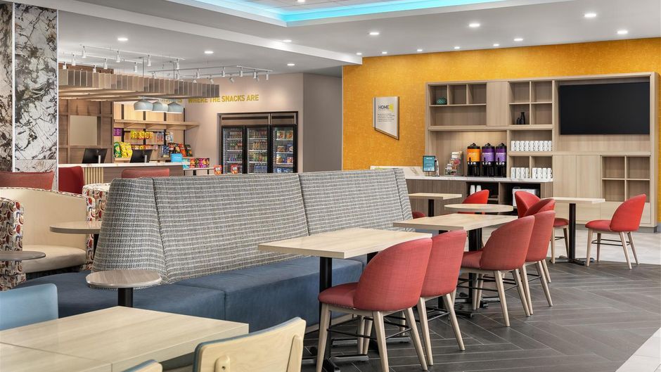 Home2 Suites Woodstock Lobby