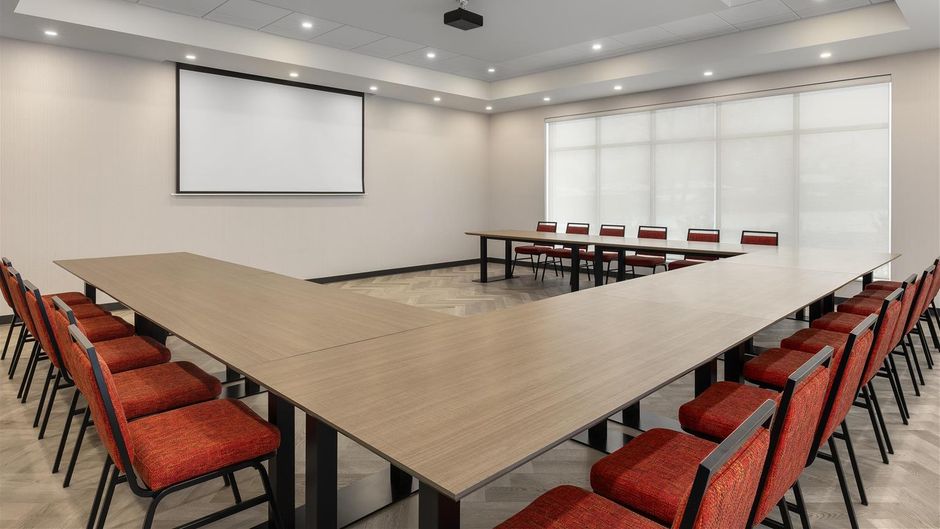 Home2 Suites Woodstock Meeting