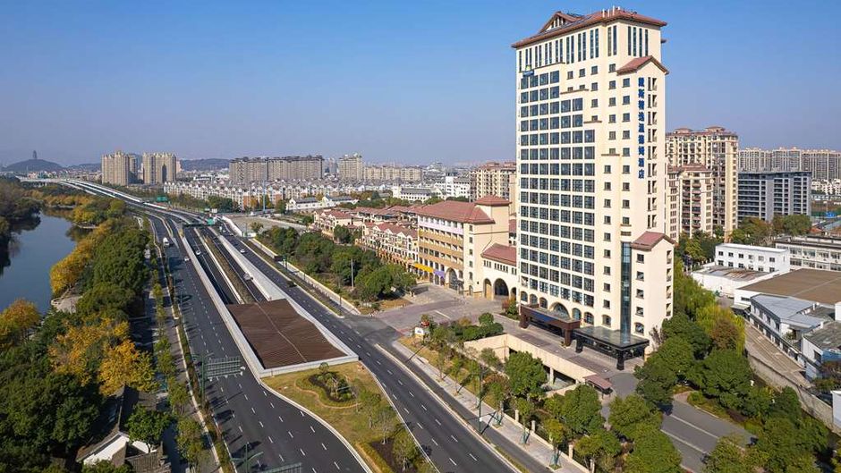 Days Inn by Wyndham Shaoxing Yuecheng Exterior