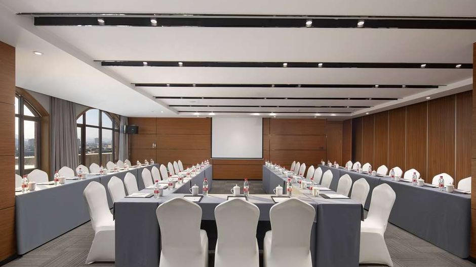 Days Inn by Wyndham Shaoxing Yuecheng Meeting