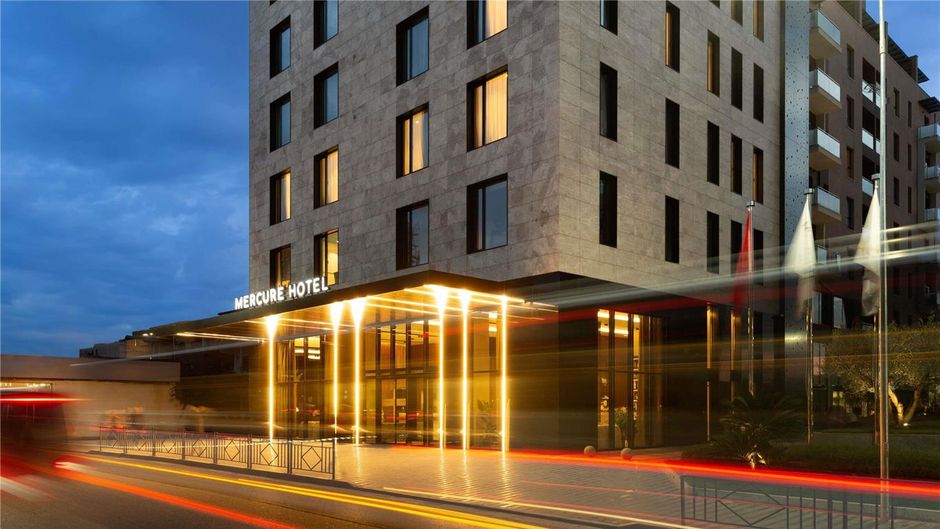Mercure Tiran Room