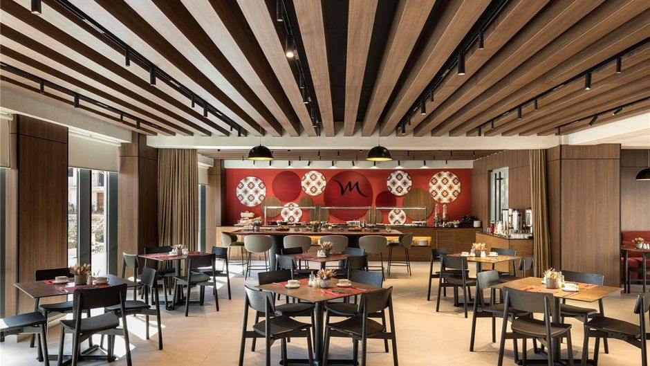 Mercure Tiran Restaurant