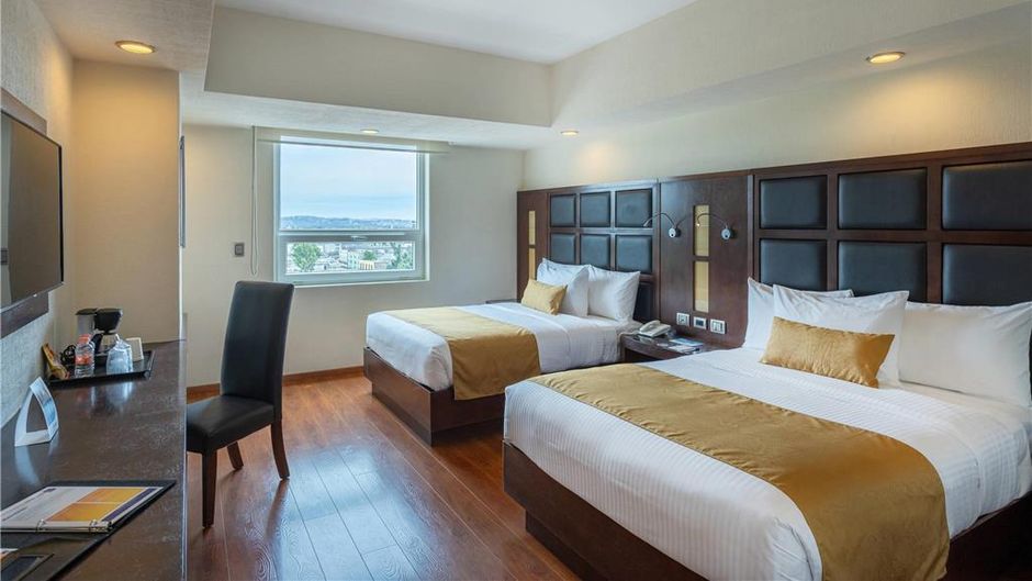 Comfort Inn Puebla Centro Historico Room