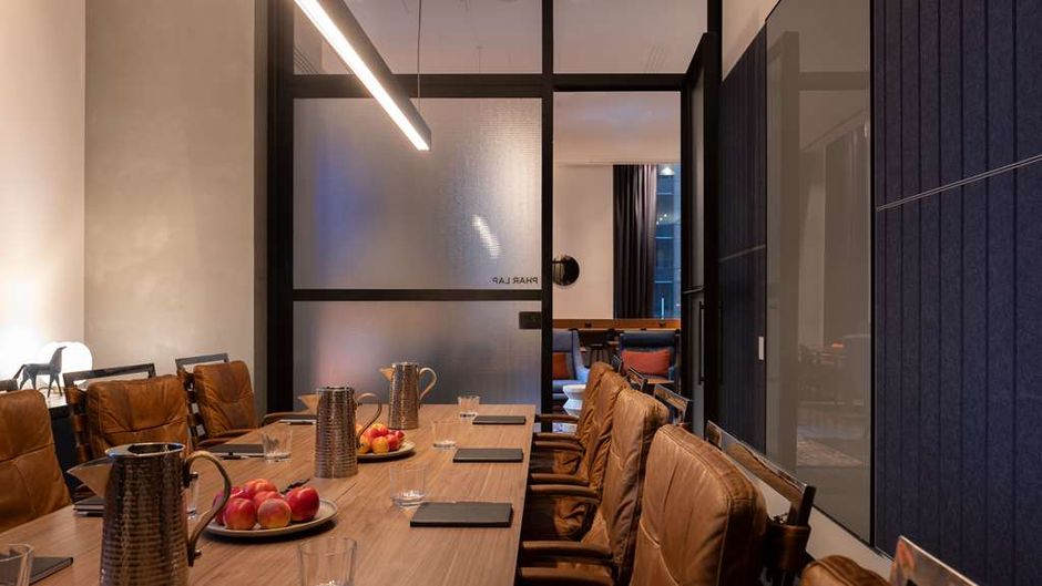 NEXT Hotel Melbourne, Curio Collection Meeting