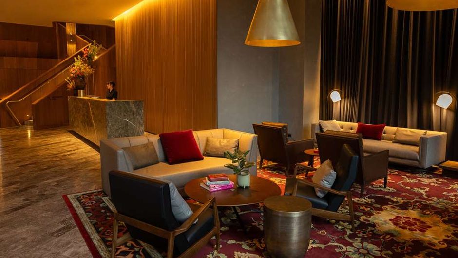 NEXT Hotel Melbourne, Curio Collection Lobby