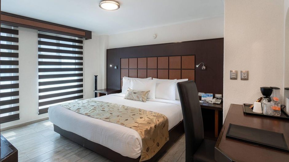 Sleep Inn Puebla Centro Historico Room