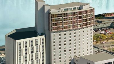 Wyndham Grand Fallsview Hotel