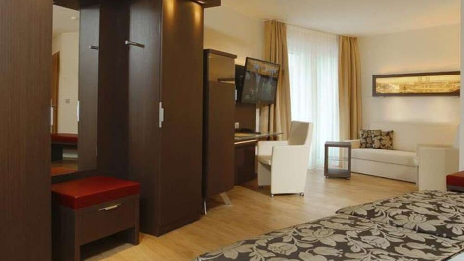 Hotel Simonshof Room