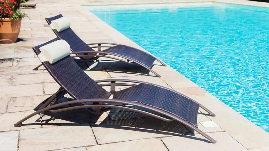 Les Vignes Blanches Pool