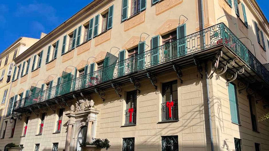 Hotel Le Palais Pozzo di Borgo Exterior