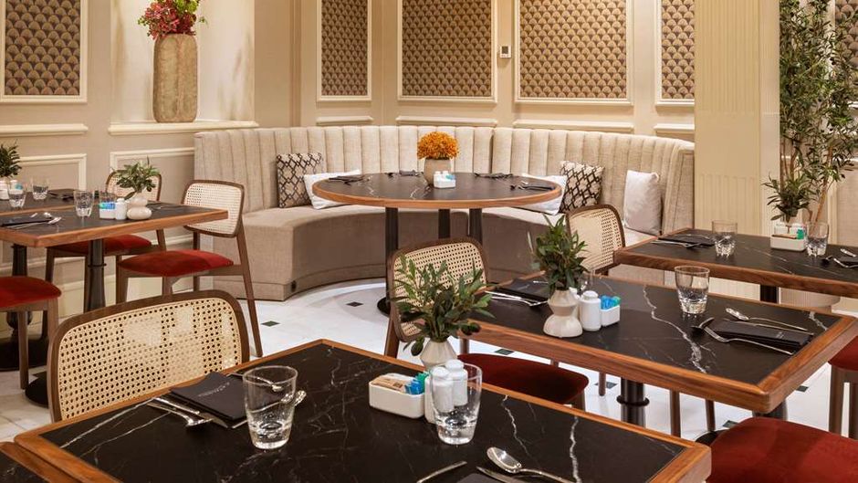 Catalonia Las Cortes Hotel Restaurant