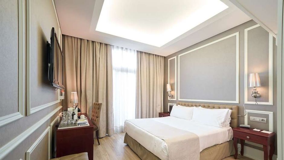 Catalonia Passeig De Gracia Room