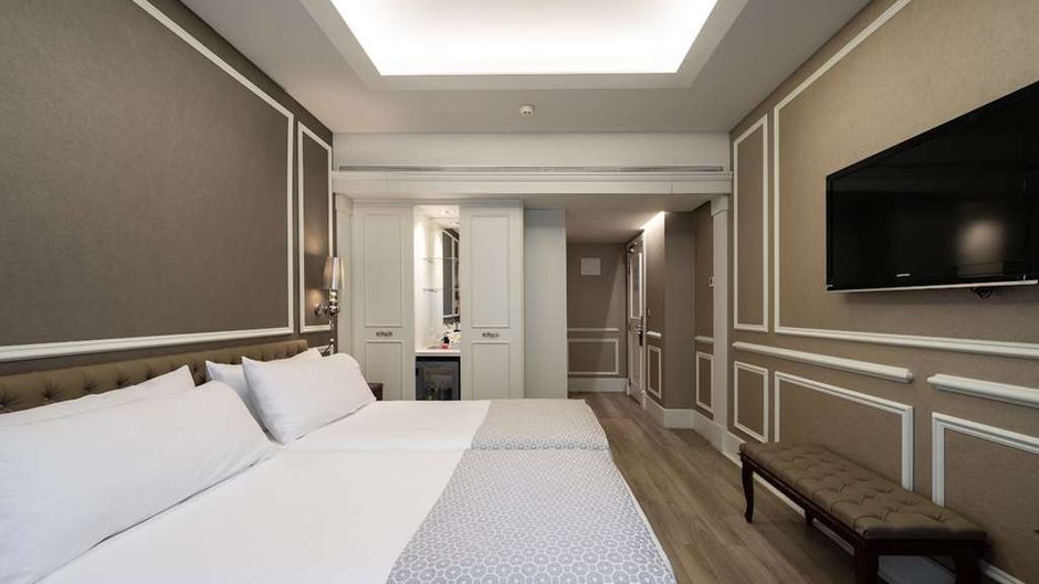 Catalonia Passeig De Gracia Room