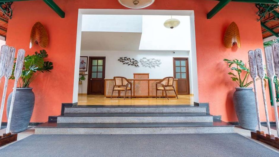 Mandrem Beach Resort, Radisson Individ. Lobby