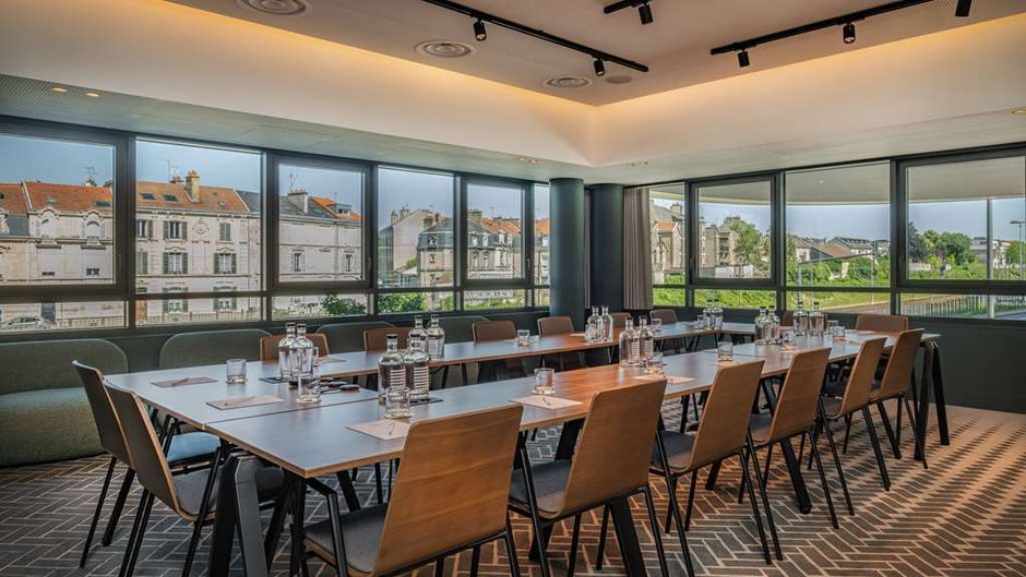 Radisson Hotel Reims Meeting