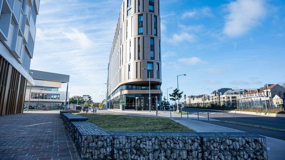 Radisson Hotel Reims Exterior