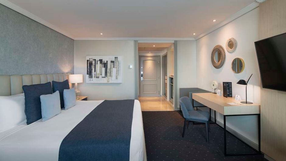 Catalonia Santo Domingo Room