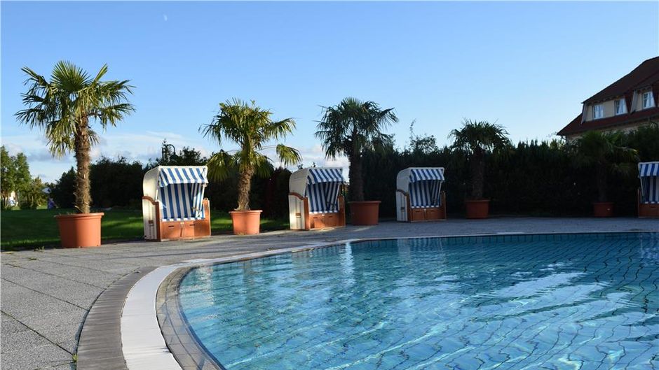 Precise Resort Rugen Pool