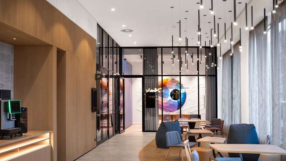 Hampton by Hilton Tallinn Lobby