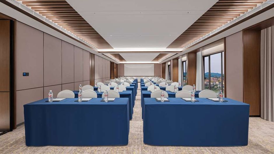Hilton Garden Inn Yichang Yiling Meeting