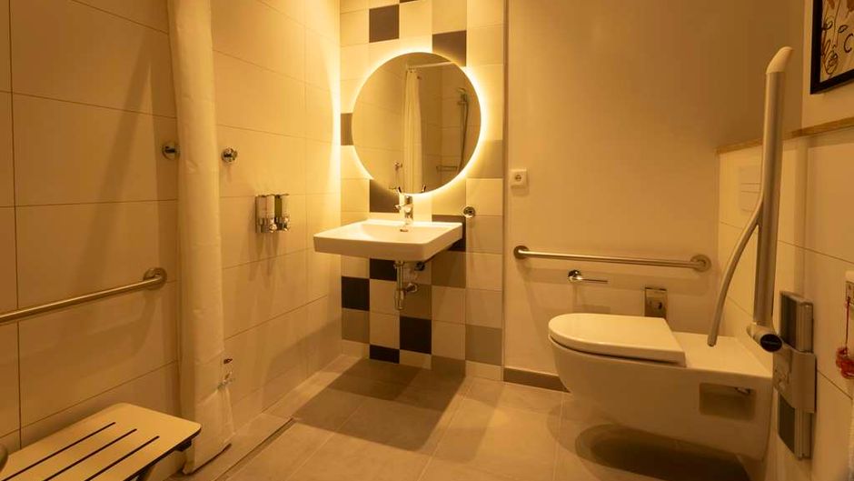 Hampton by Hilton Malaga Martiricos Room