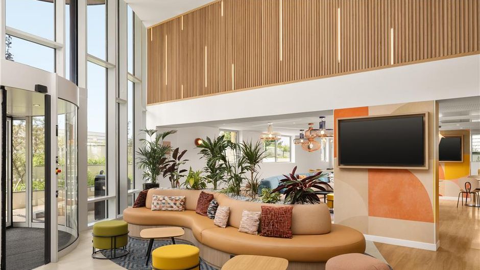 ibis Styles Paris Roissy-CDG Lobby