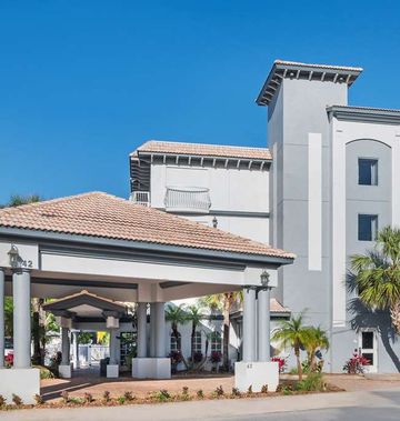 Spark by Hilton Historic District