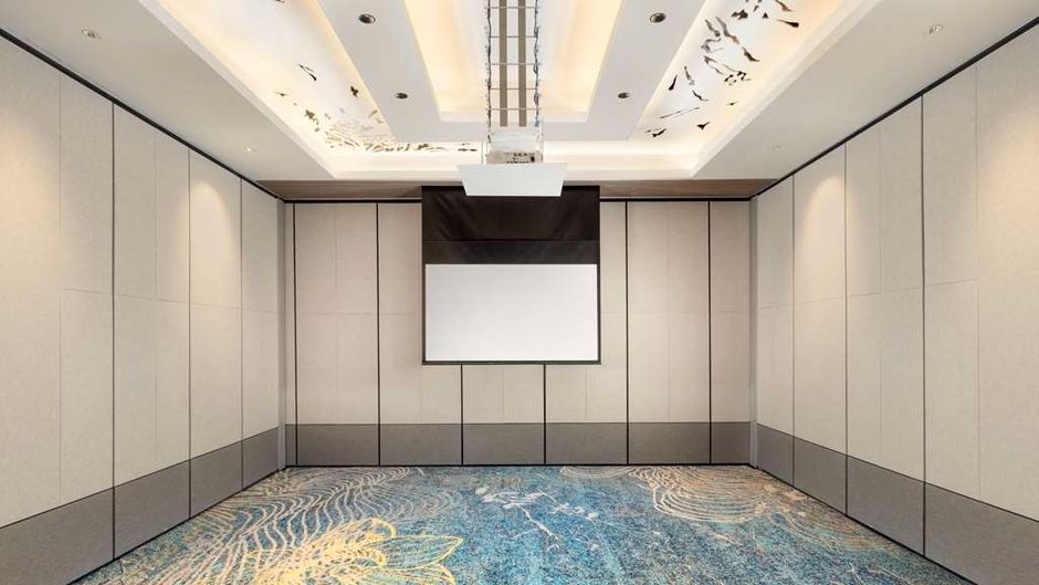 DoubleTree-Hilton Jakarta Bintaro Jaya Meeting